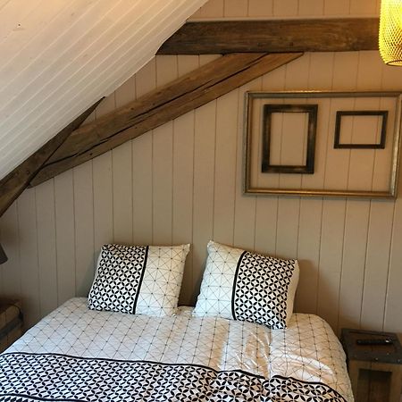 Appartement Style Industriel Avec Terrasse Givet Exterior photo