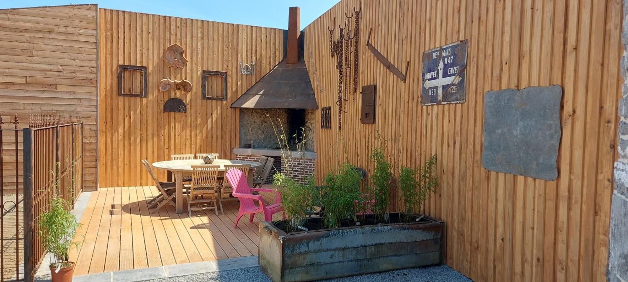 Appartement Style Industriel Avec Terrasse Givet Room photo
